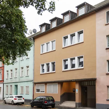 Big With Parking, 30 Min To Duesseldorf Apartment *