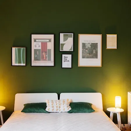 Big With Parking, 30 Min To Duesseldorf Apartment