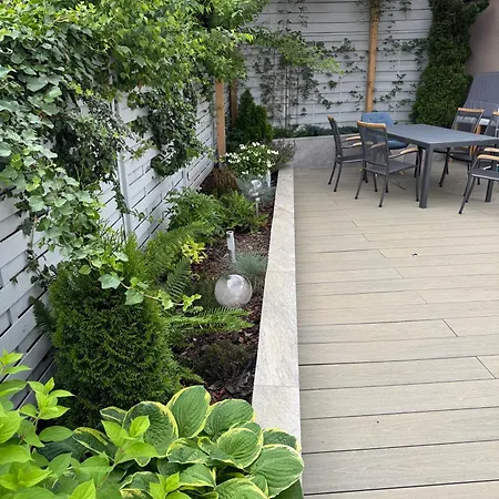 Big With Parking, 30 Min To Duesseldorf