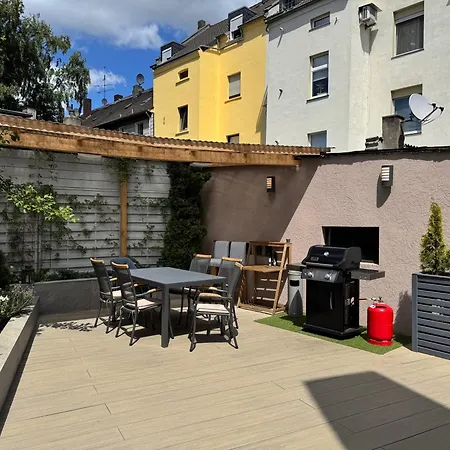 Appartement Big With Parking, 30 Min To Duesseldorf Duisburg